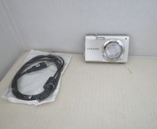Camera Nikon Coolpix S3000