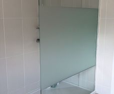 Shower panel free
