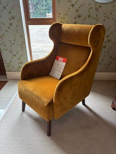Furniture Showroom Closing Down Sale