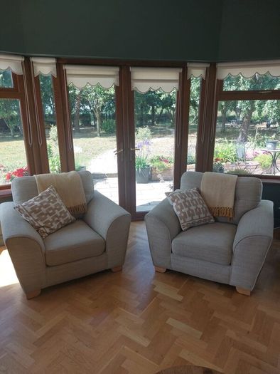 Suite furniture