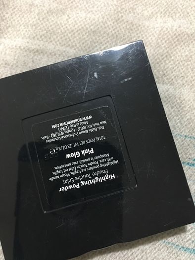 Bobbi brown limited edition highlighter in pink glow
