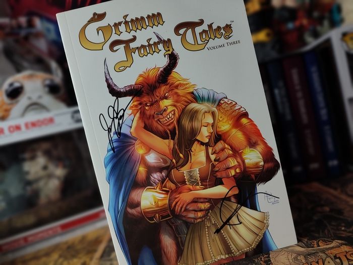 Grimm Fairy Tales ! Vol 1-7 ! SIGNED by Joe Tyler and Ralph Tedesco ! AUTOGRAPH ! by Zenoscope Entertainment !