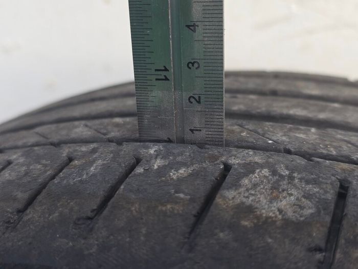 Genuine Mercedes-Benz 17" Alloy Wheels & Continental ContiSportContact 5 Tyres (225/50/R17)