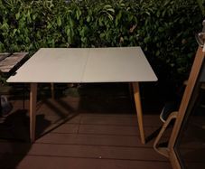 Extendable table