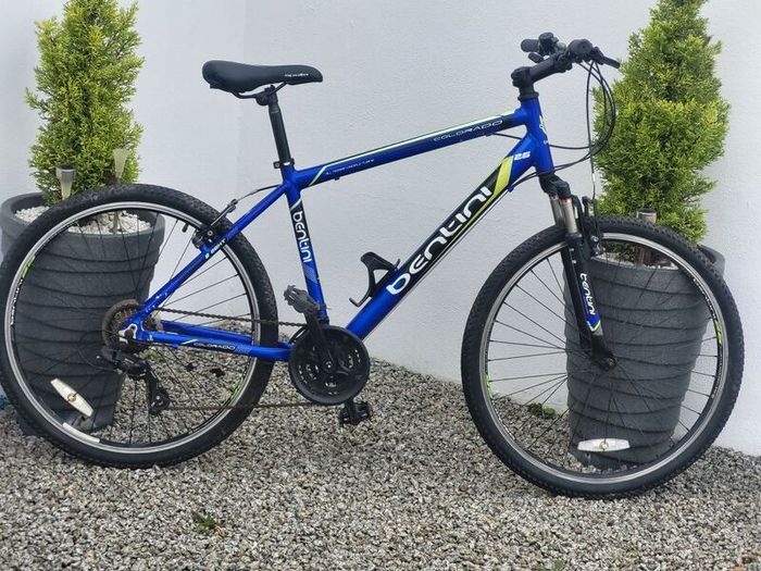 Guys Bentini Bike..