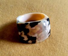 Vintage mother of pearl ring