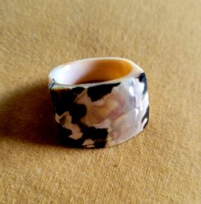 Vintage mother of pearl ring