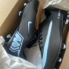 Kids' Football Boots