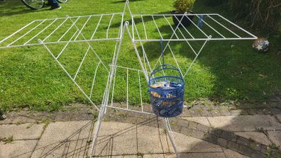 Clothes horse  and Clothespins