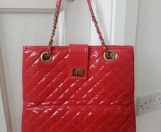 Ladies stylish shoulder bag
