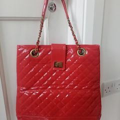 Ladies stylish shoulder bag