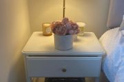 (x2) Bedside locker &amp; lamps