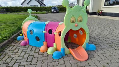 Feber Gus Caterpillar Play Tunnel