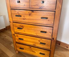 Solid wood Chest of Drawers