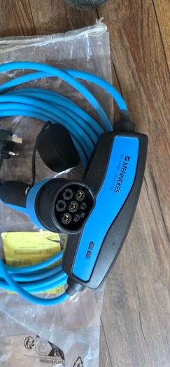 Mennekes Type 2 EV Charger 8m
