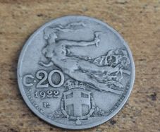 Italy 1922, 20 Centesimi Coin - free standard postage