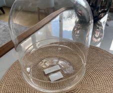Plant pot / glass container