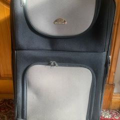 Hampton Expandable Suitcase