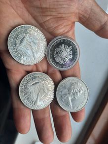Lot coins