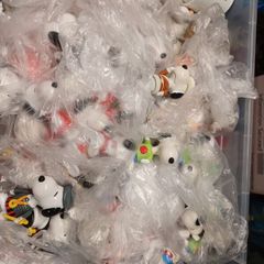 Snoppy toy figures