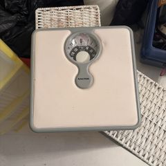Salter Weighing Scales
