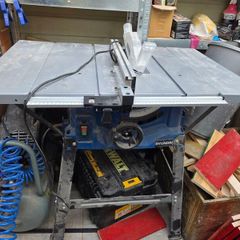 Table saw Hyundai used handfull times
