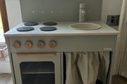 Flexa - Wooden Play Kitchen Light grey + Flexa pots and pans