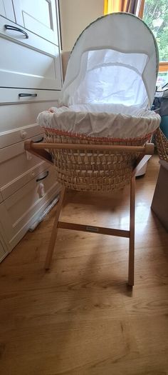 Mamas and Papas Moses Basket