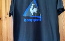 Le Coq Sportif tee shirt. Age 10-11. Black.
