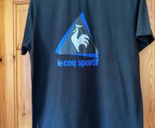 Le Coq Sportif tee shirt. Age 10-11. Black.