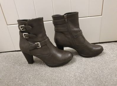 Boots Reduced. Big Clearout, Make An Offer