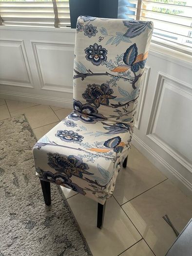 8 Dining Chairs