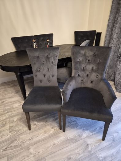 dinning table wood with 6 chairs