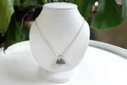 Women's silver pendant necklaces