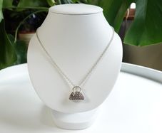 Women's silver pendant necklaces