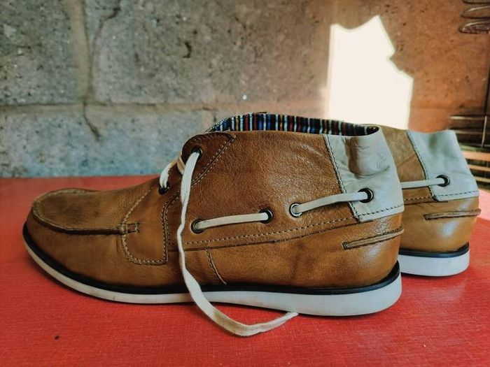 skin shoes
