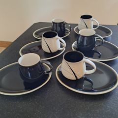 6 Denby oyster buffet saucers and mugs