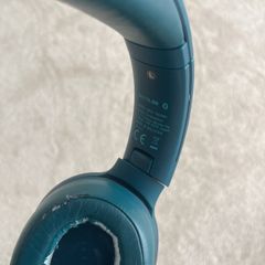Sony MDR-100ABN wireless Bluetooth noise cancelling headphones.