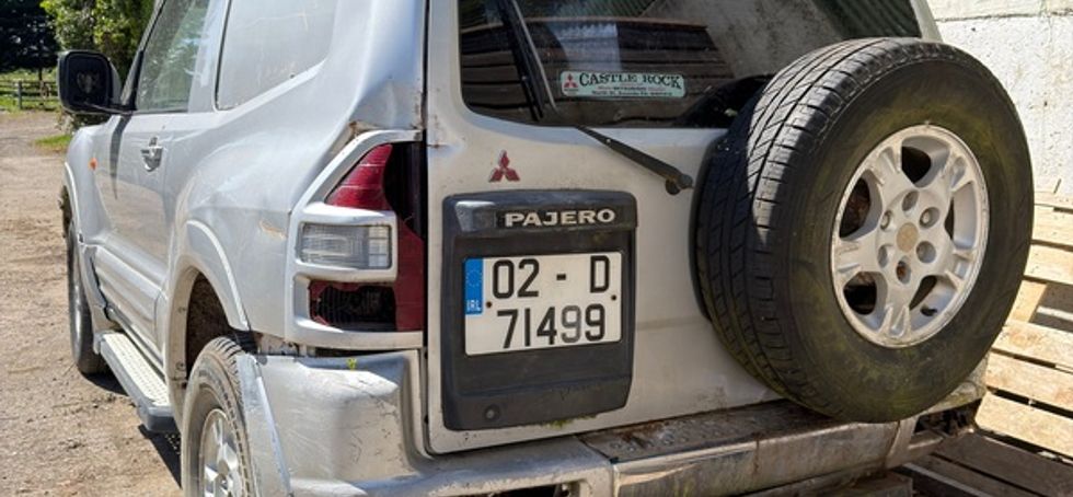 2002 Mitsubishi Pajero