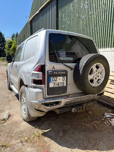2002 Mitsubishi Pajero