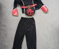 boy's costume. Age 7/8