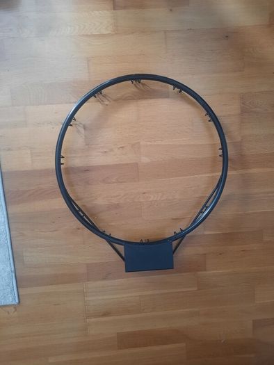 Everlast Basketball ring and net
