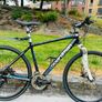 Lightweight aluminium Boardman MX Hybrid Bike Image 8