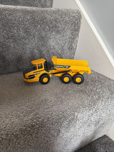 JCB & Volvo
