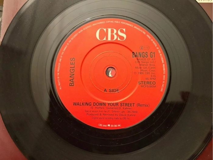 The Bangles Walking Down Your Street 1986 UK 7inch Vinyl Special Fold-Out Sleeve
