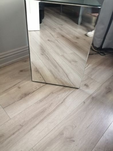 x2 mirror cubes, lamp tables