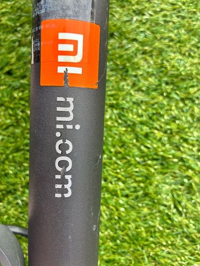 Xiaomi Mi Electric Scooter