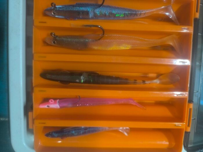 weighted paddle tail lures