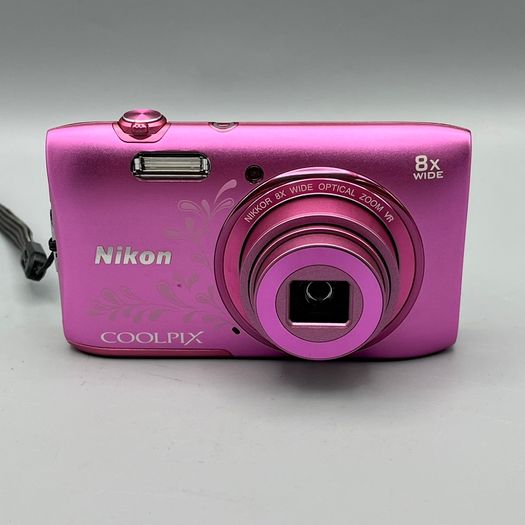 Nikon Coolpix S3600 20.1MP Digital Camera Pink - Full Kit