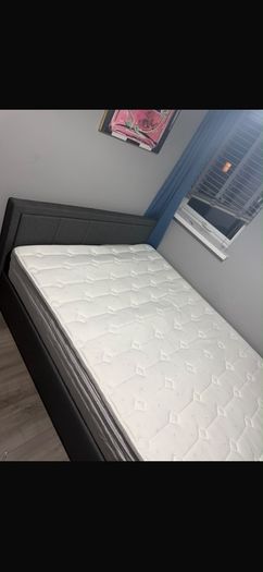 king size mattess brand new